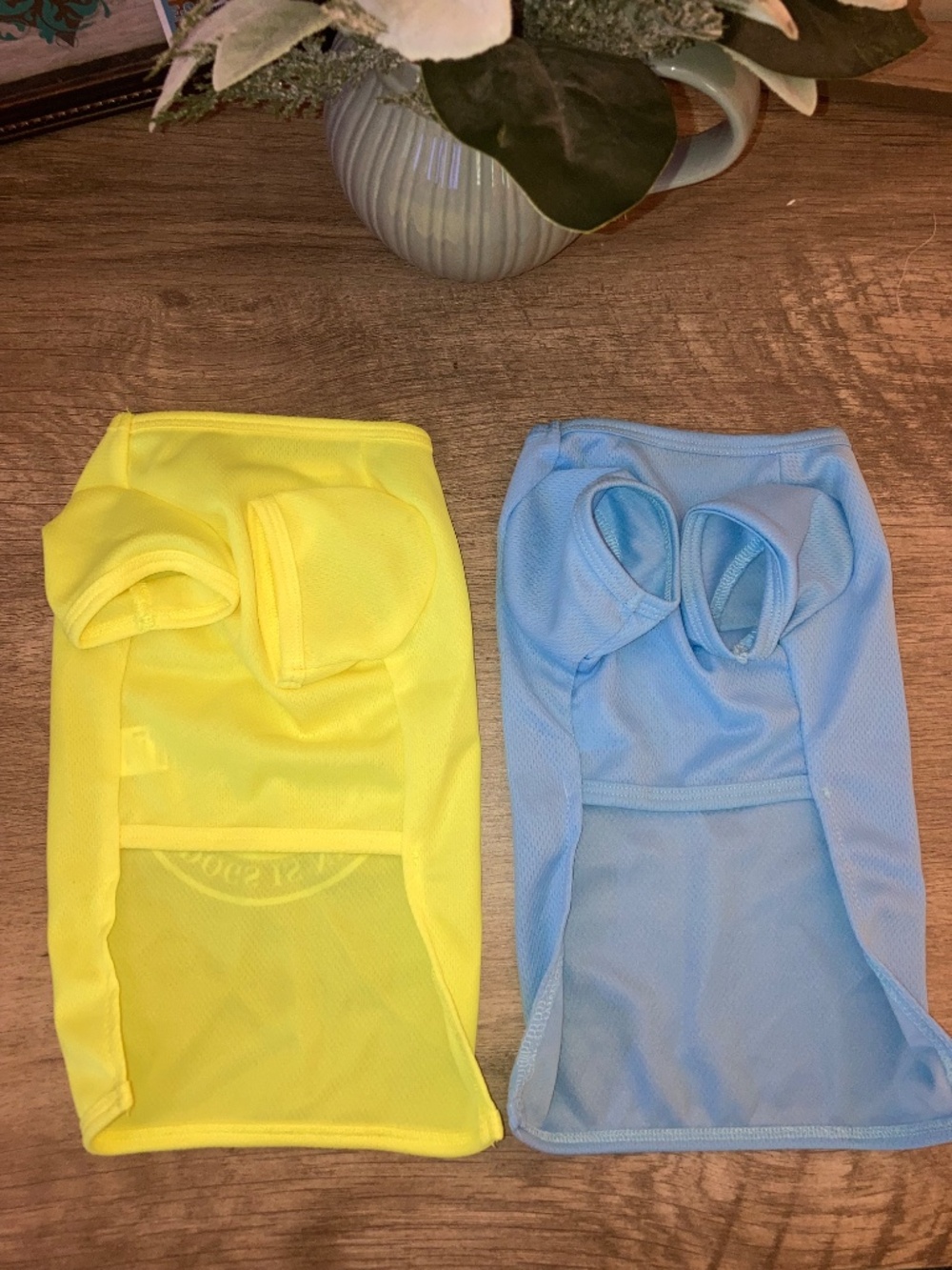 2 Pack Dog and Cat Shirt in Tech Fabric, Pet Clothes - Size: Large - 16-23 LBS. - Picture 3 of 10